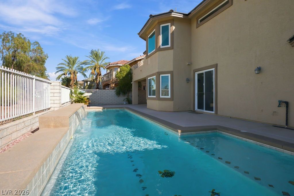 2466 Ram Crossing Way Henderson NV 89074
