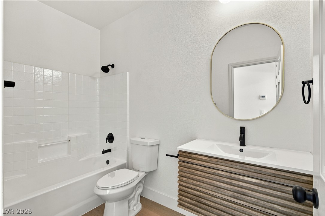 8916 Loggers Mill Avenue Las Vegas NV 89143