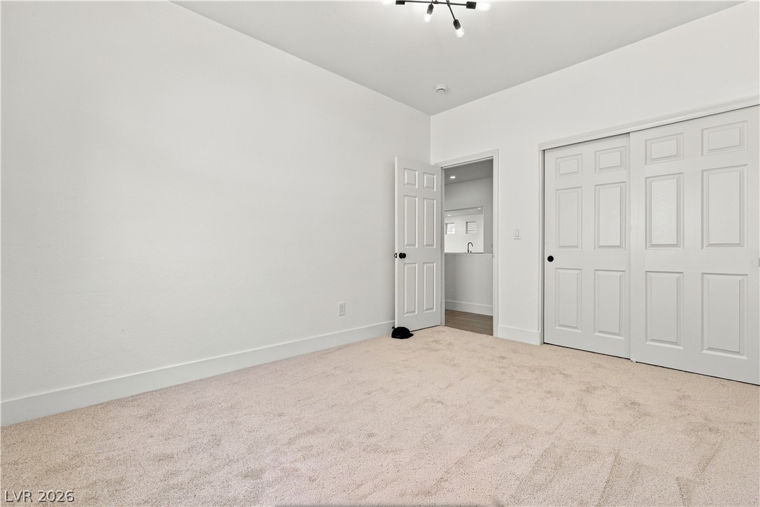 8916 Loggers Mill Avenue Las Vegas NV 89143