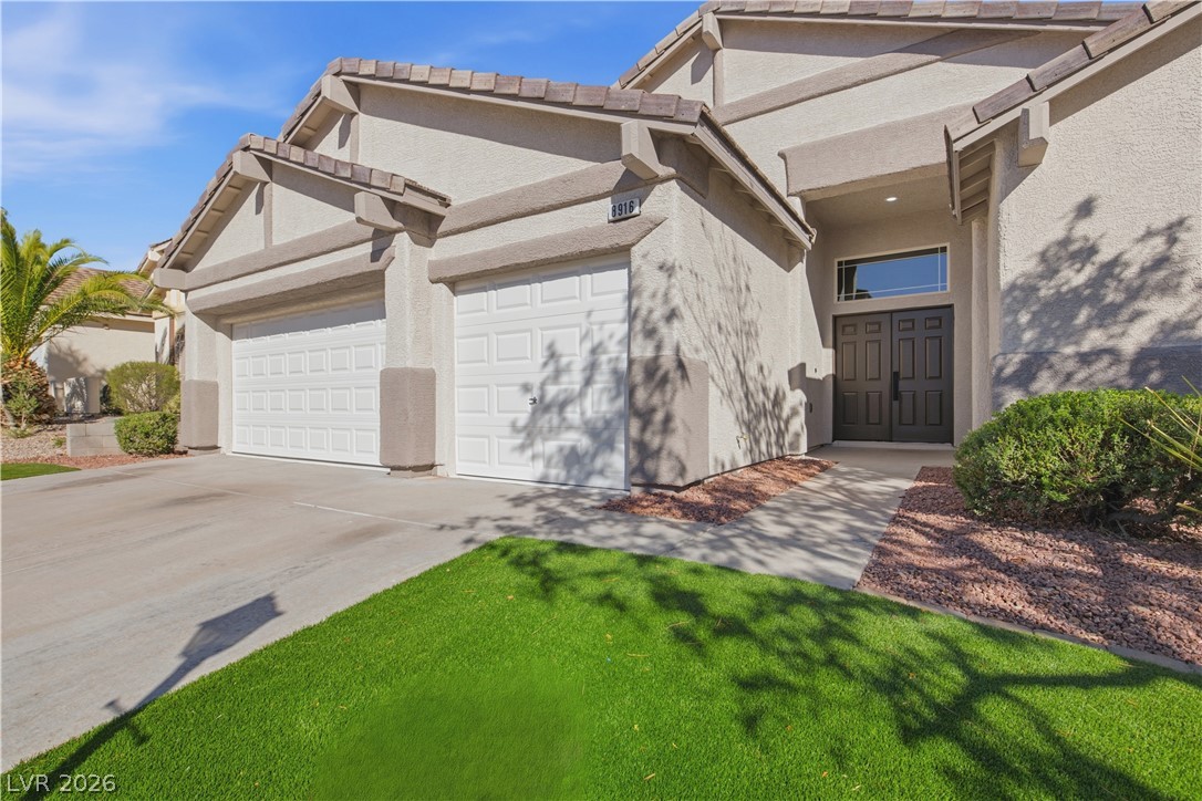 8916 Loggers Mill Avenue Las Vegas NV 89143