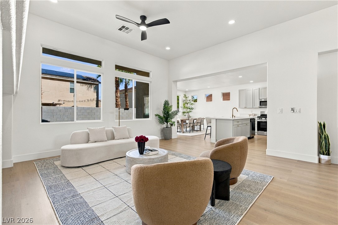 8916 Loggers Mill Avenue Las Vegas NV 89143