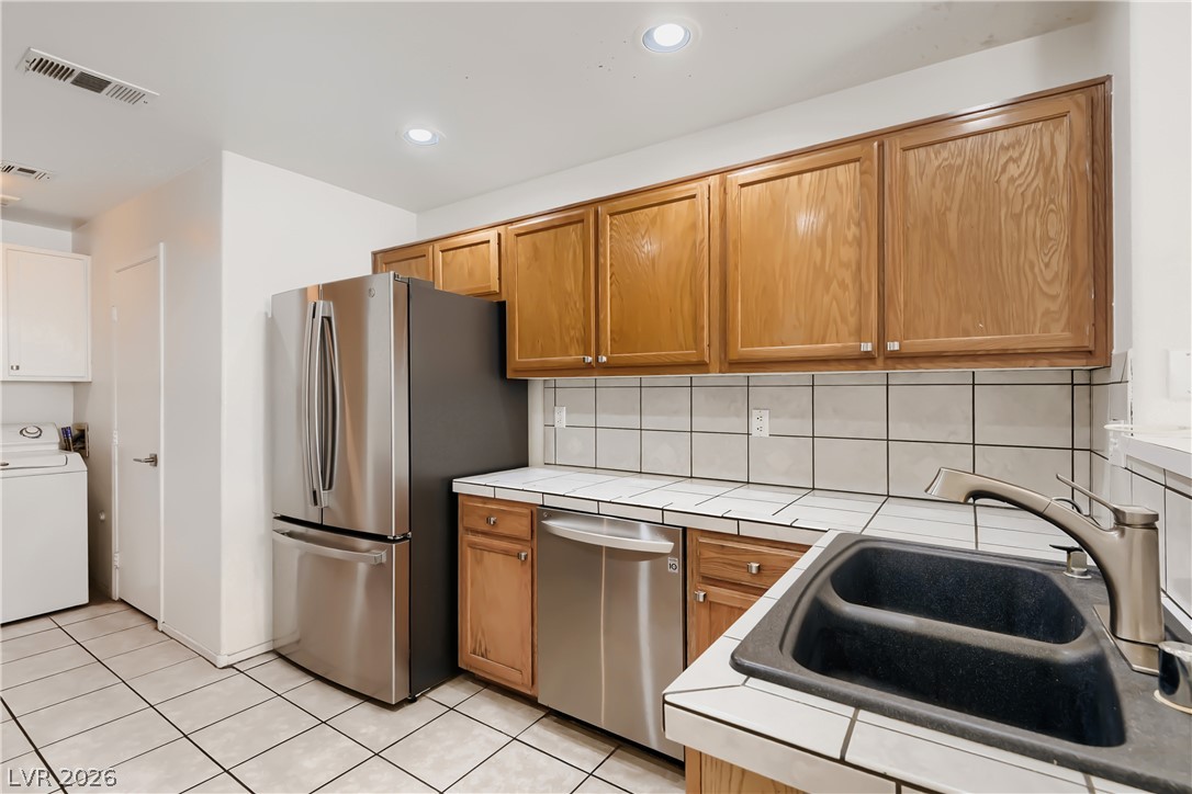 8212 Dream Star Court Las Vegas NV 89145