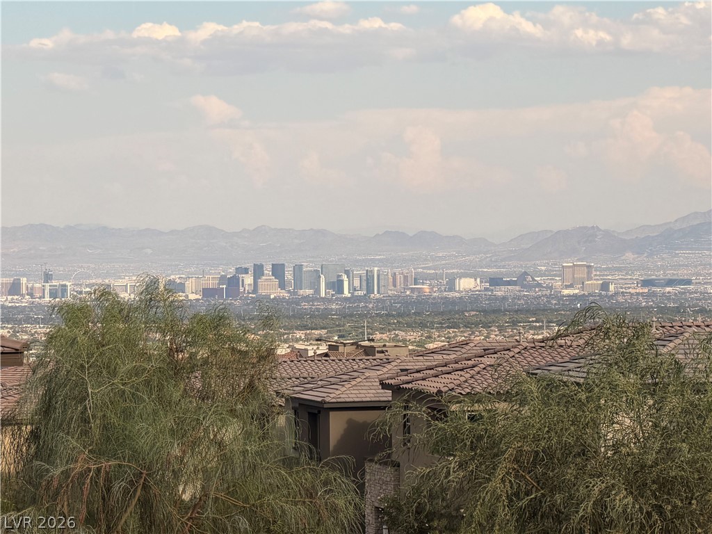 91 Medianoche Street Las Vegas NV 89138
