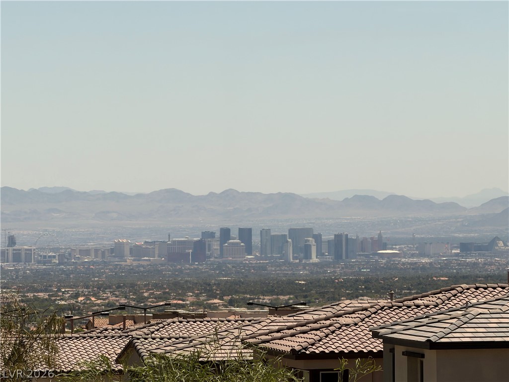 91 Medianoche Street Las Vegas NV 89138