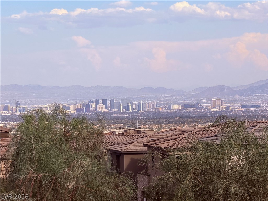 91 Medianoche Street Las Vegas NV 89138