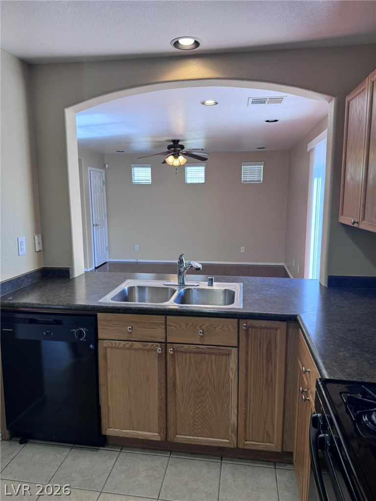 8949 Careful Canvas Avenue Las Vegas NV 89149