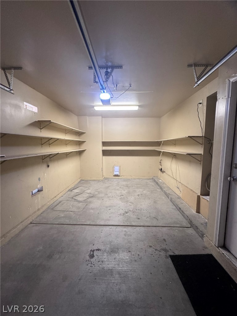8949 Careful Canvas Avenue Las Vegas NV 89149