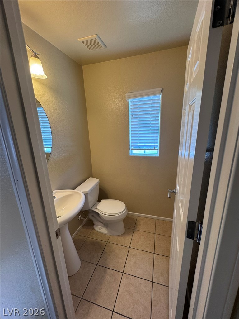 8949 Careful Canvas Avenue Las Vegas NV 89149