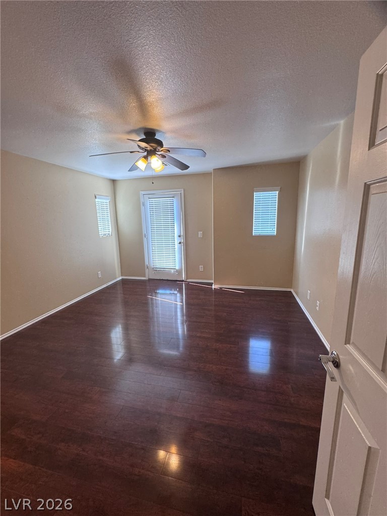 8949 Careful Canvas Avenue Las Vegas NV 89149
