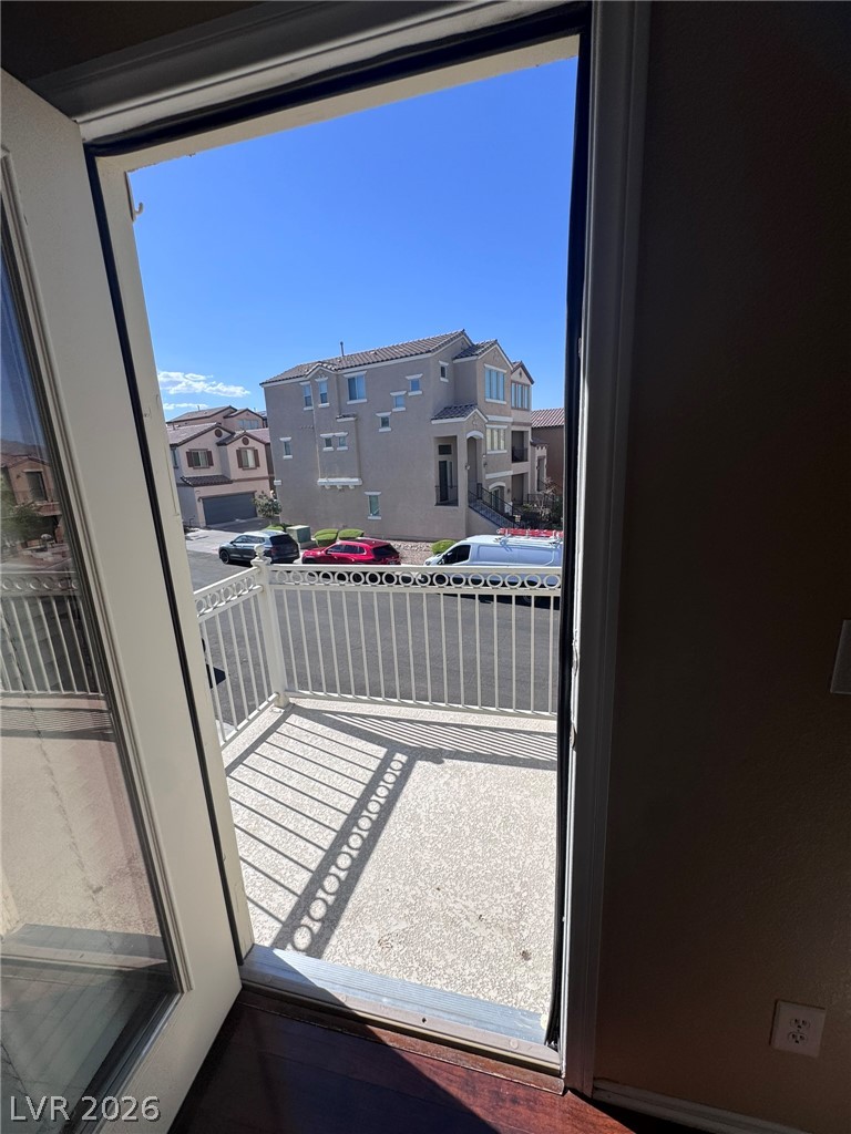 8949 Careful Canvas Avenue Las Vegas NV 89149