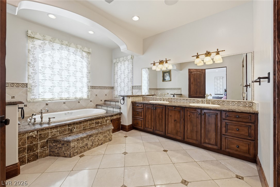 9 Via Del Garda Henderson NV 89011