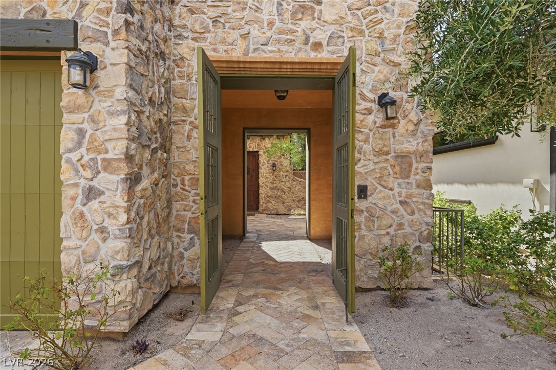 9 Via Del Garda Henderson NV 89011