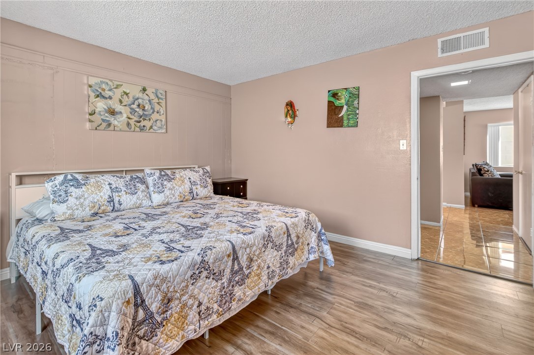 4302 Cloverhill Court Las Vegas NV 89147