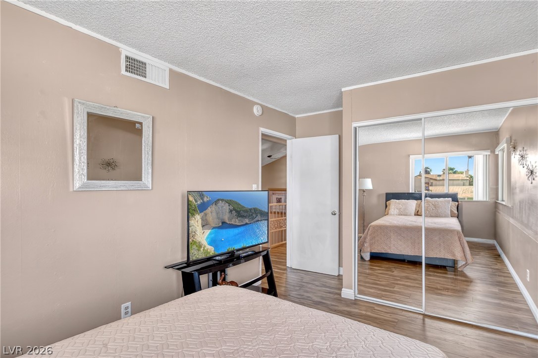 4302 Cloverhill Court Las Vegas NV 89147