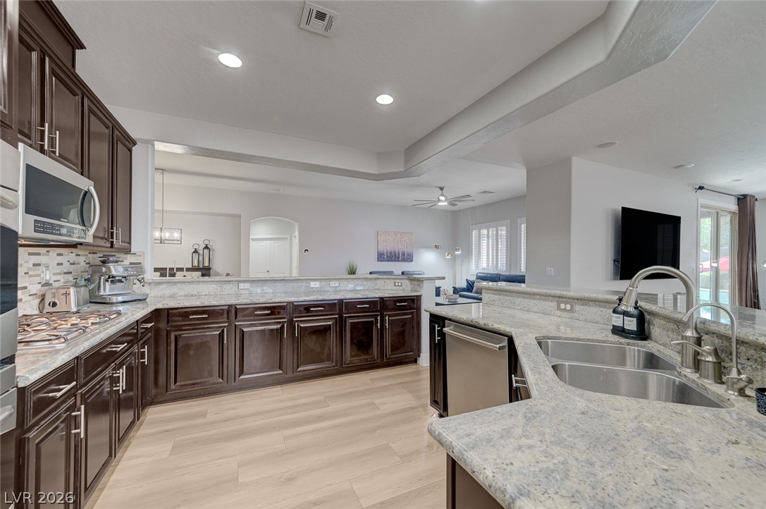 7317 Great Dover Street Las Vegas NV 89166