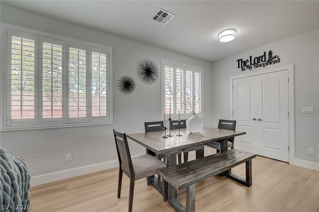 7317 Great Dover Street Las Vegas NV 89166