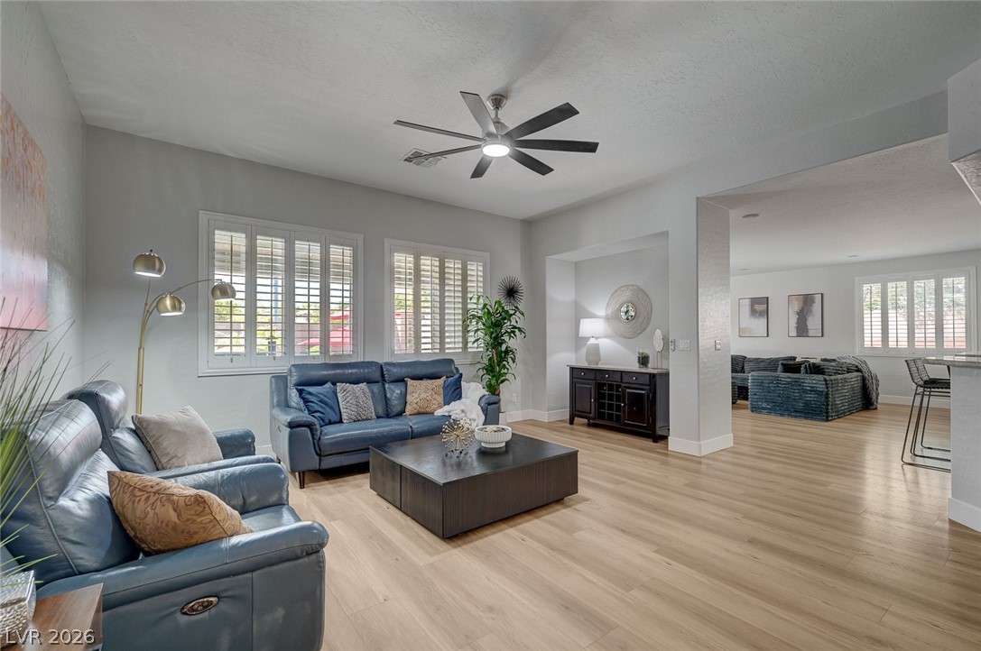 7317 Great Dover Street Las Vegas NV 89166