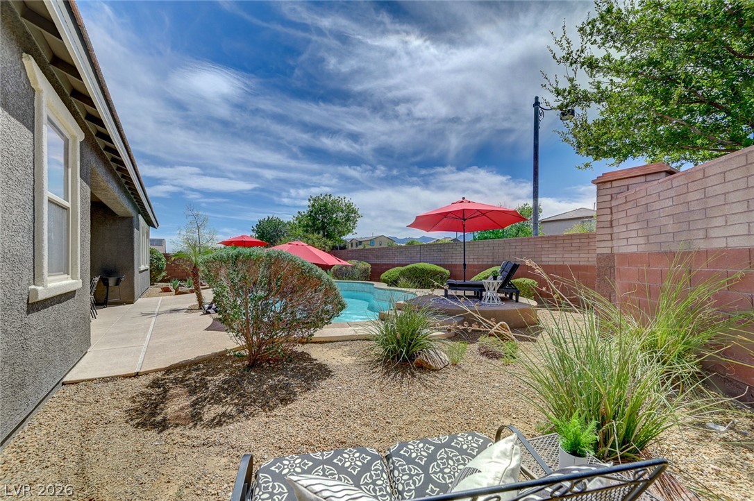 7317 Great Dover Street Las Vegas NV 89166