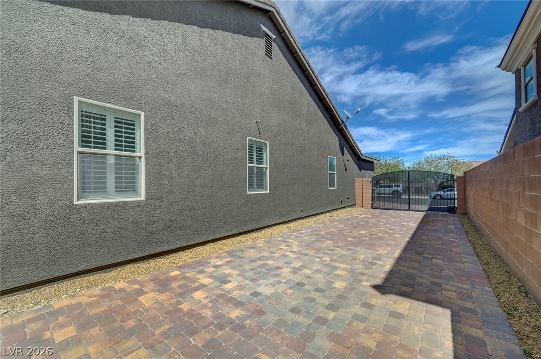 7317 Great Dover Street Las Vegas NV 89166