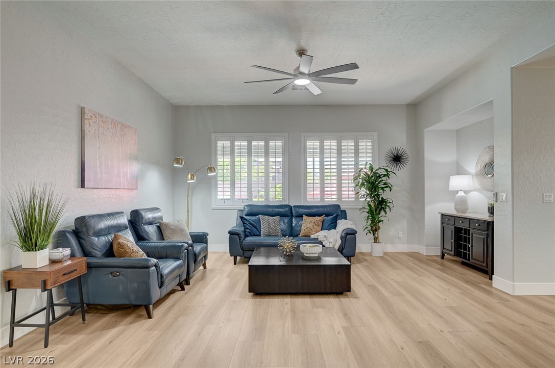 7317 Great Dover Street Las Vegas NV 89166