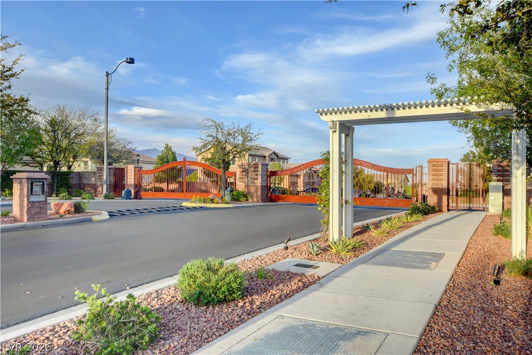 7317 Great Dover Street Las Vegas NV 89166