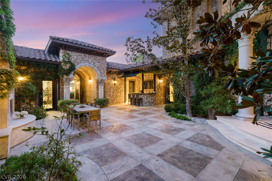 9701 Orient Express Court Las Vegas NV 89145