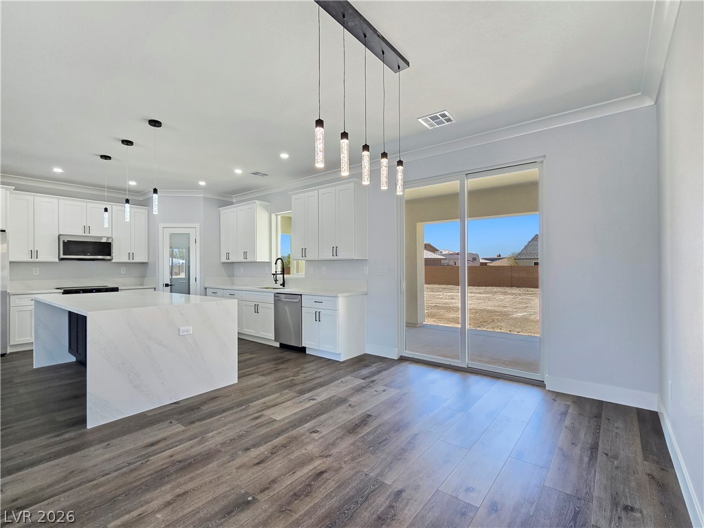 6920 Longmeadow Drive Pahrump NV 89061