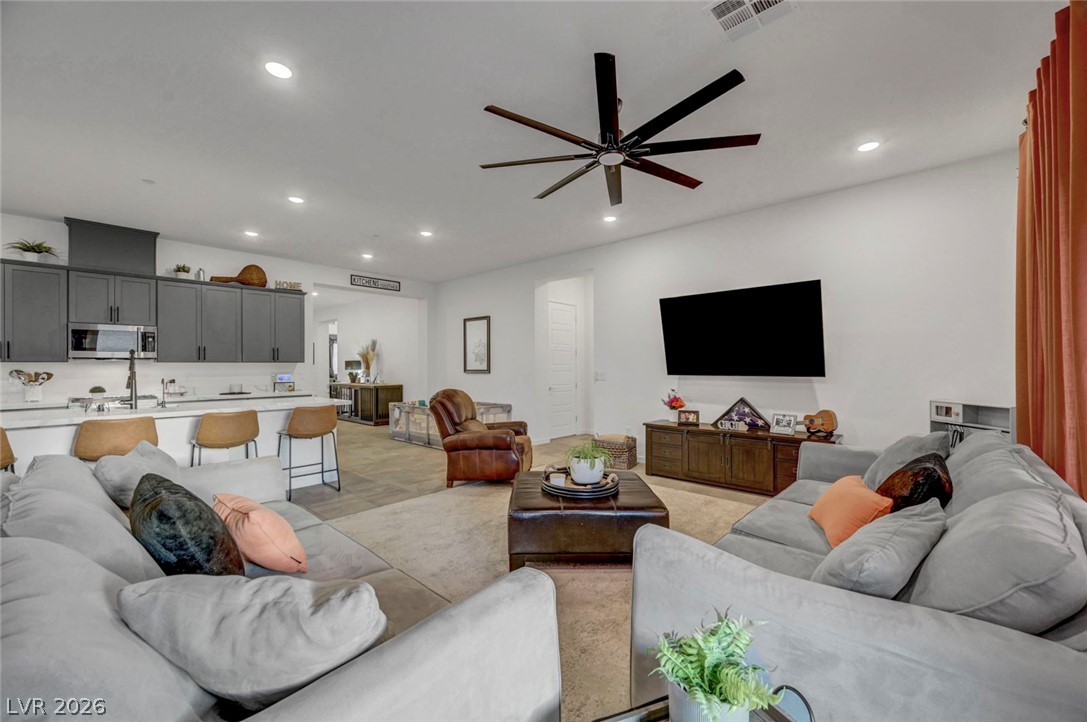 6313 Echo Landing Street Las Vegas NV 89166