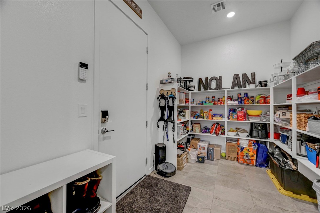 6313 Echo Landing Street Las Vegas NV 89166