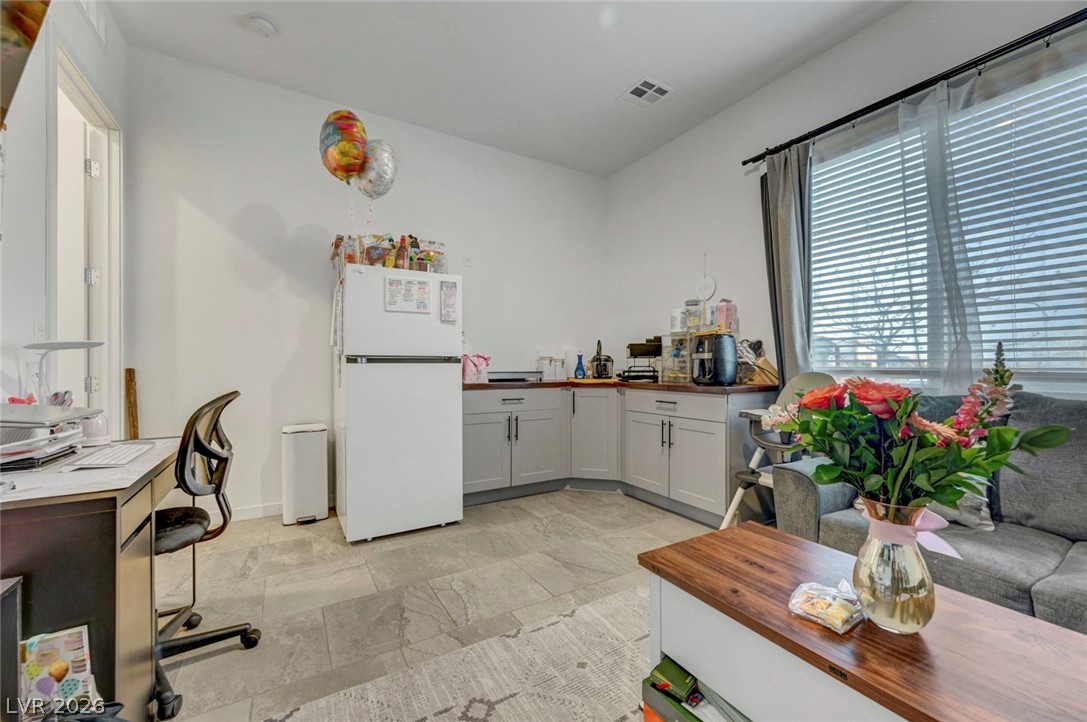 6313 Echo Landing Street Las Vegas NV 89166