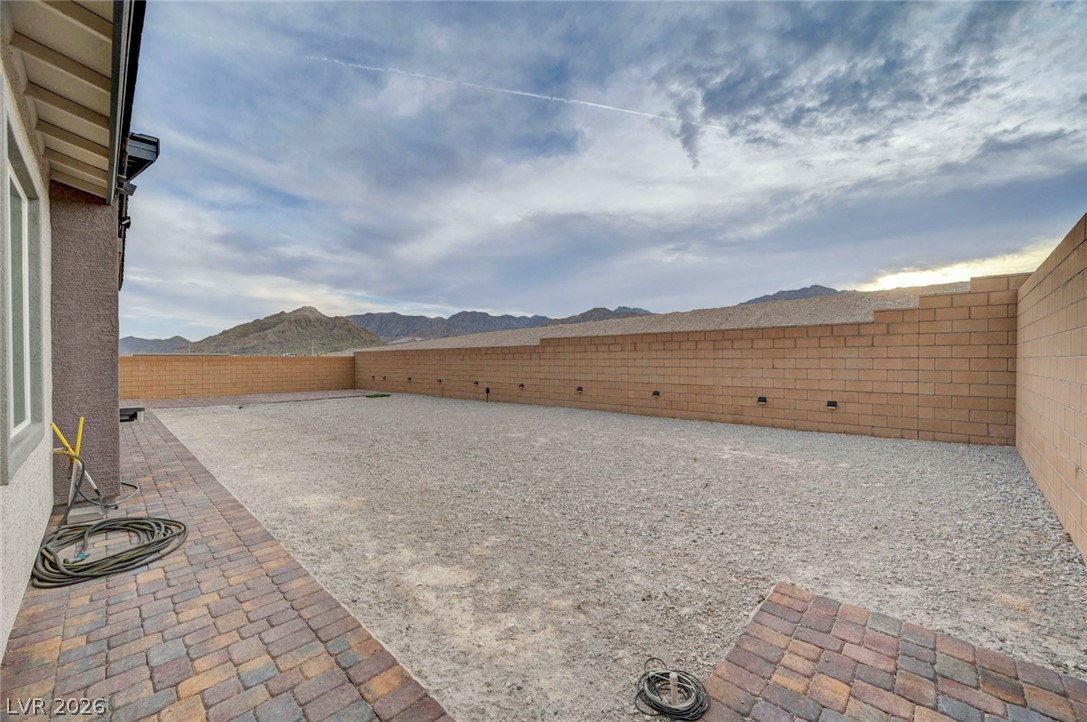 6313 Echo Landing Street Las Vegas NV 89166