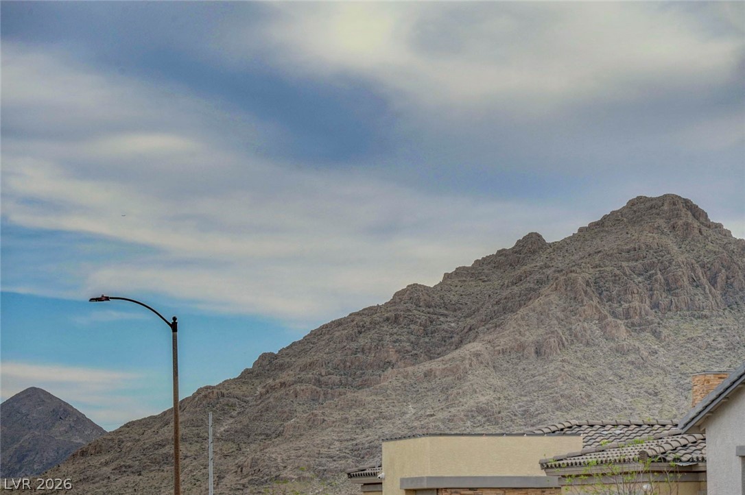 6313 Echo Landing Street Las Vegas NV 89166