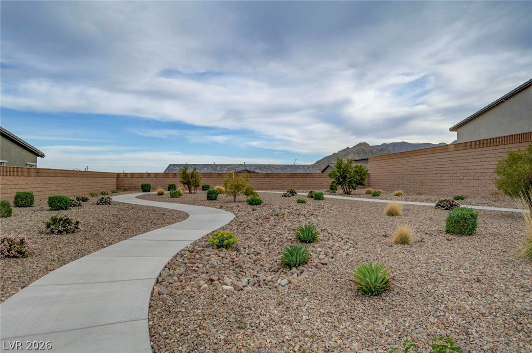 6313 Echo Landing Street Las Vegas NV 89166