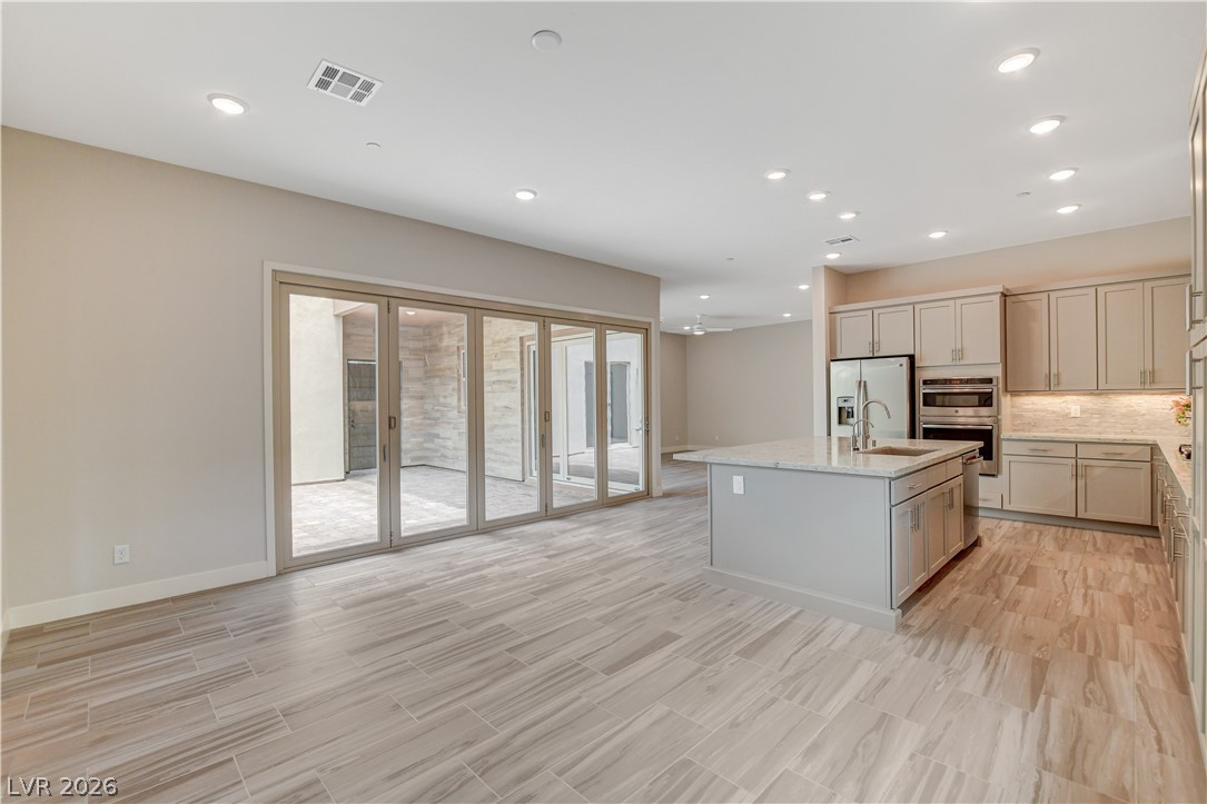10885 Crimson Cliffs Avenue Las Vegas NV 89135
