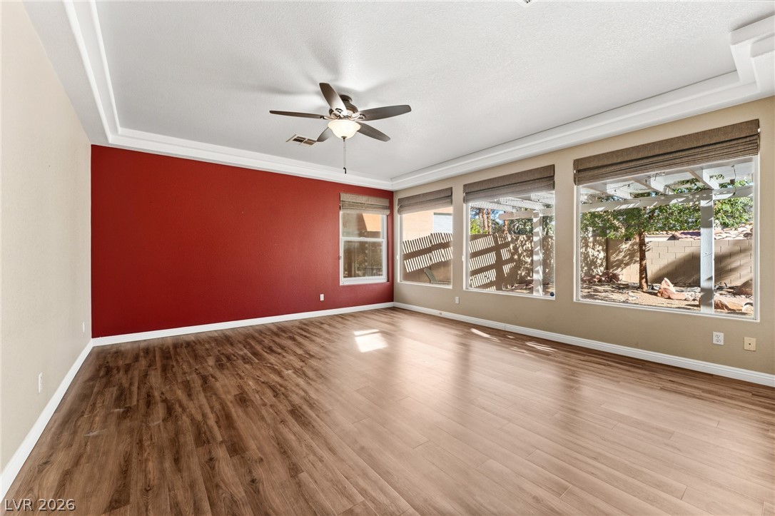 8404 Bay Crest Drive Las Vegas NV 89128
