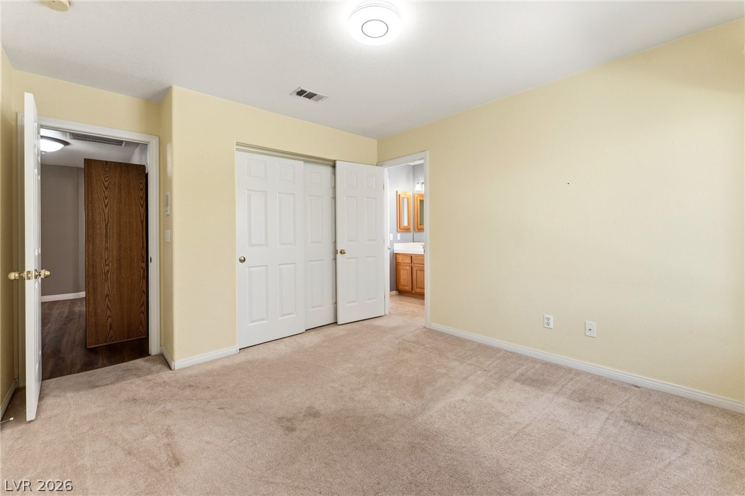 8404 Bay Crest Drive Las Vegas NV 89128