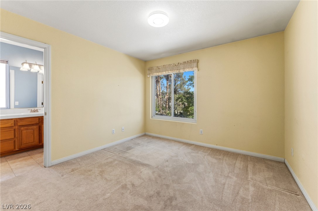 8404 Bay Crest Drive Las Vegas NV 89128