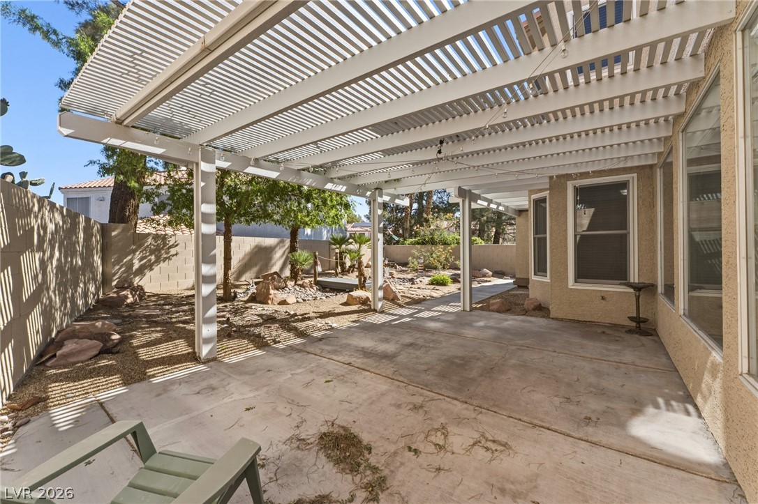 8404 Bay Crest Drive Las Vegas NV 89128