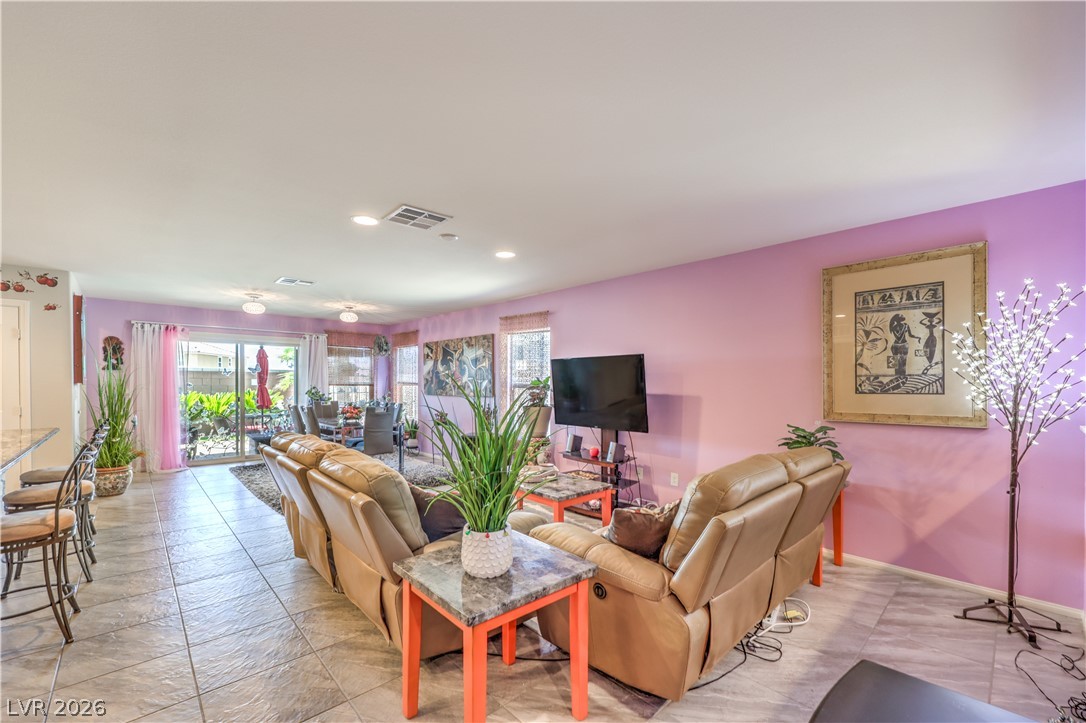 6221 Silver Bank Street North Las Vegas NV 89031