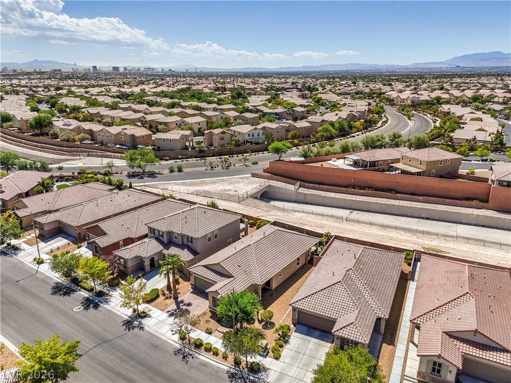 6221 Silver Bank Street North Las Vegas NV 89031