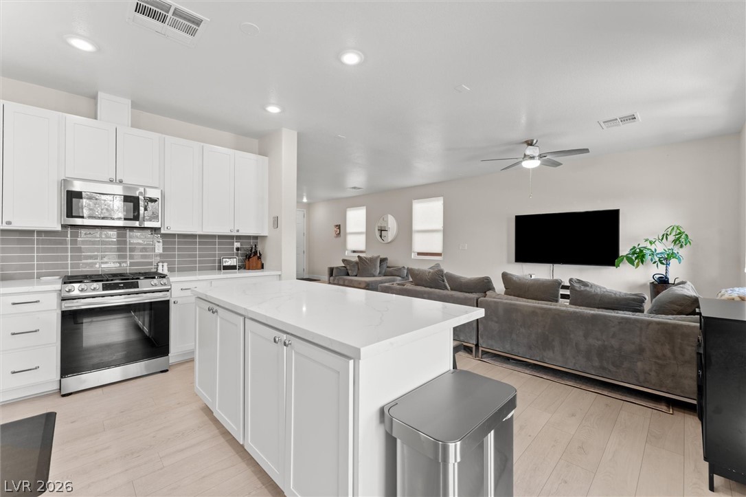 9285 Weeping Water Avenue Las Vegas NV 89178