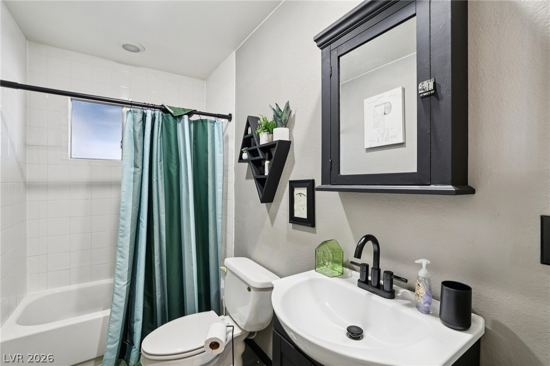 415 Chateau Drive Henderson NV 89002