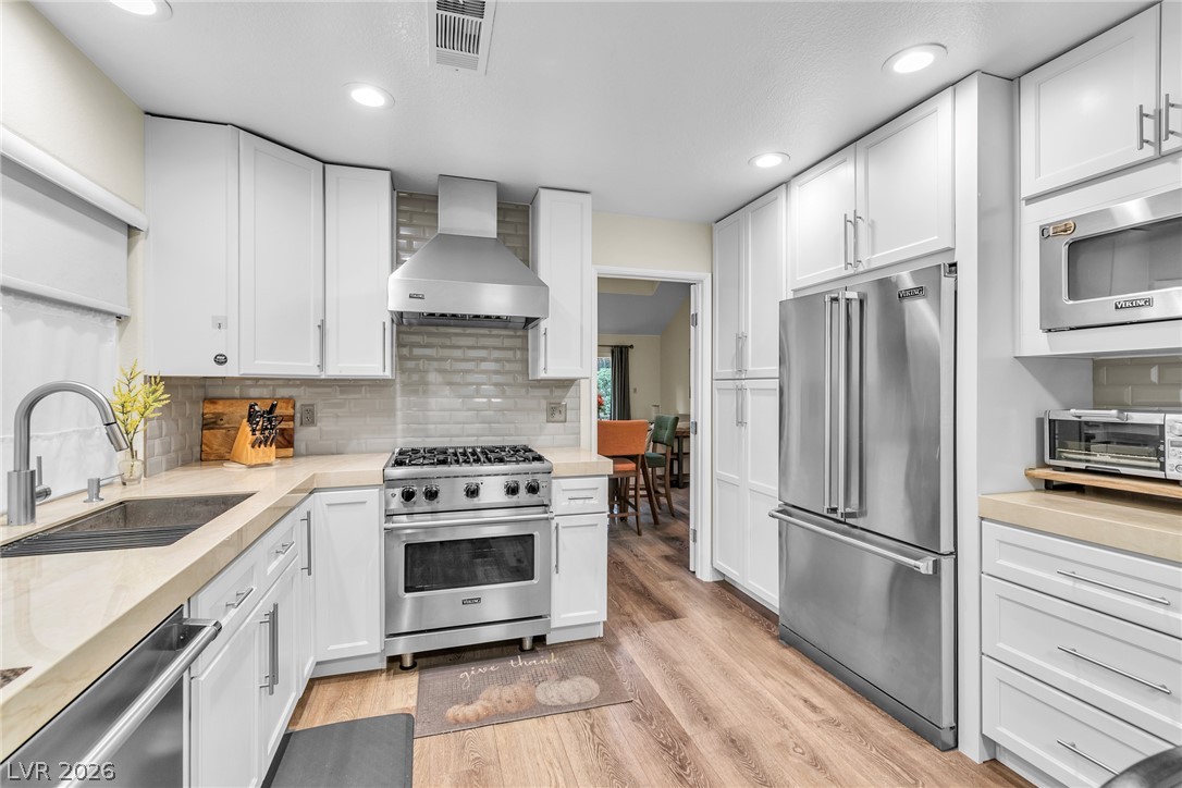 7044 Bright Springs Court Las Vegas NV 89113