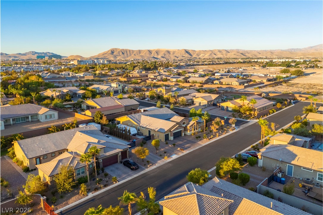 327 Castle Wynd Avenue Las Vegas NV 89183