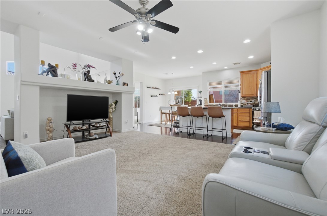 7425 Glorious Sun Drive Las Vegas NV 89178