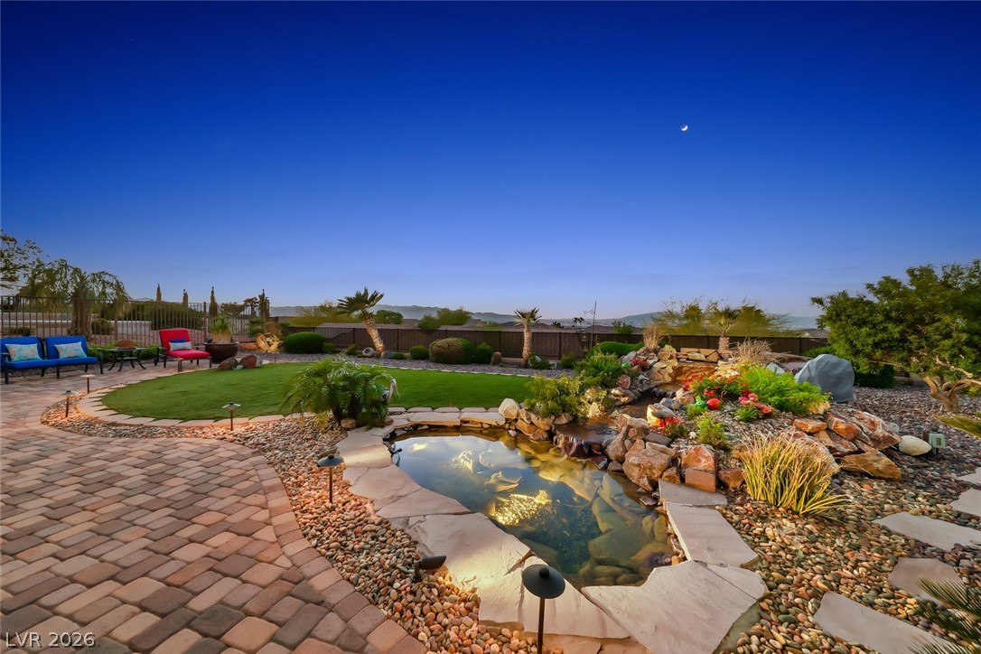 2366 Rosendale Village Avenue Henderson NV 89052