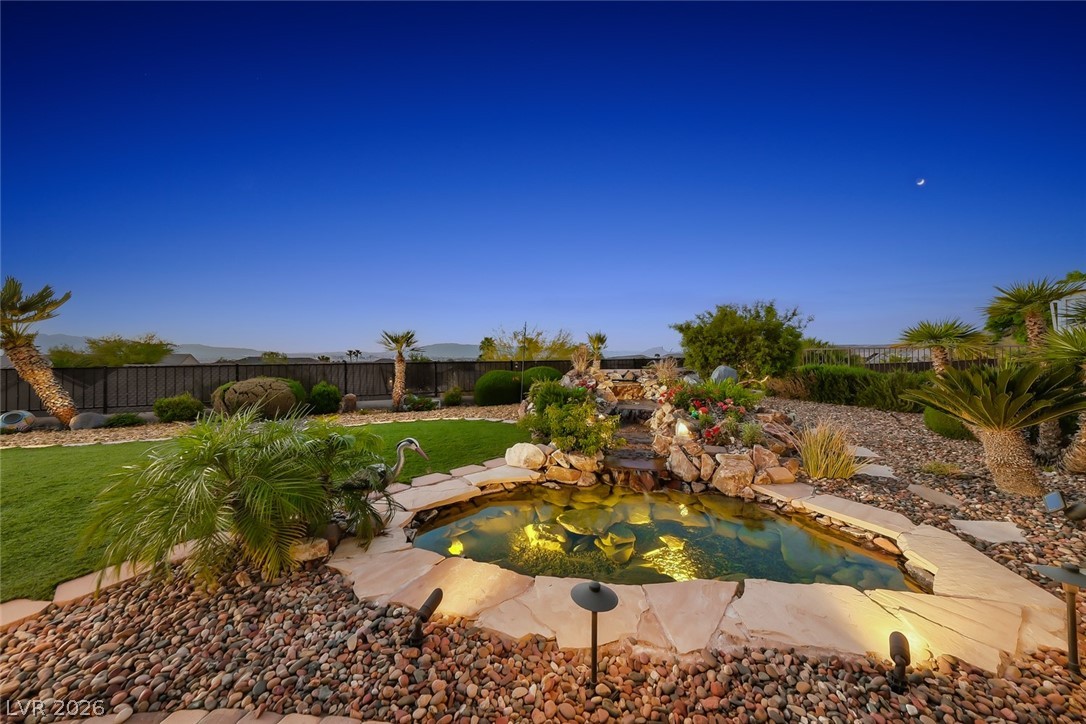 2366 Rosendale Village Avenue Henderson NV 89052