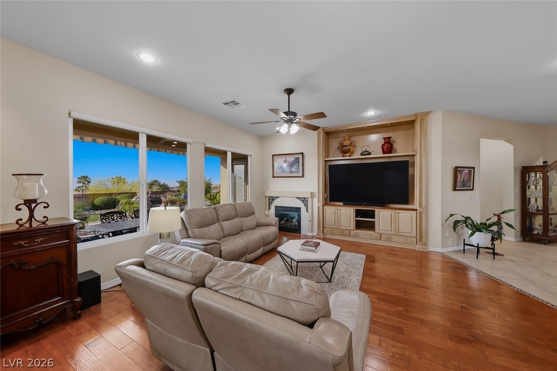2366 Rosendale Village Avenue Henderson NV 89052