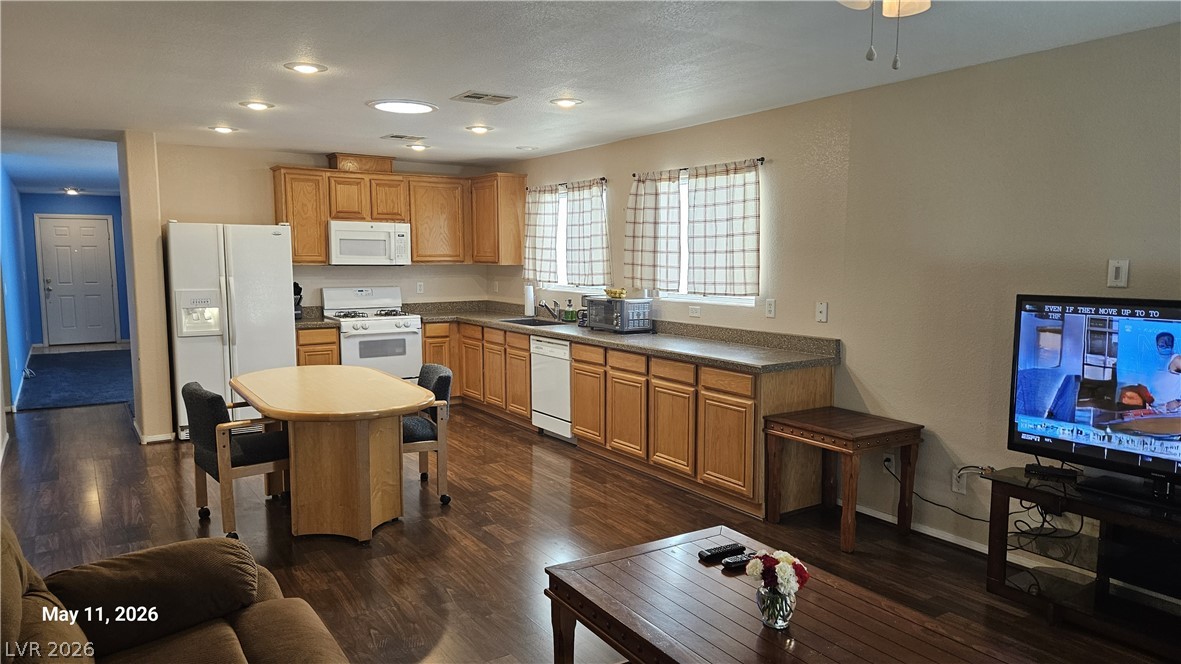 11832 Magliana Street Las Vegas NV 89183