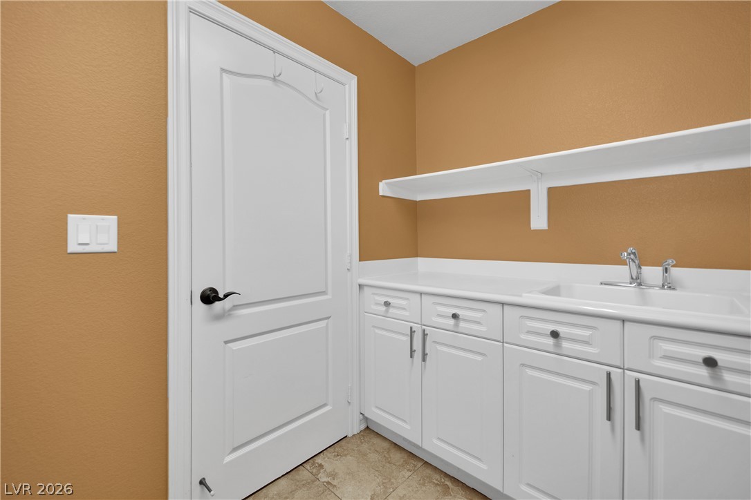 7566 Mezzanine View Avenue Las Vegas NV 89178